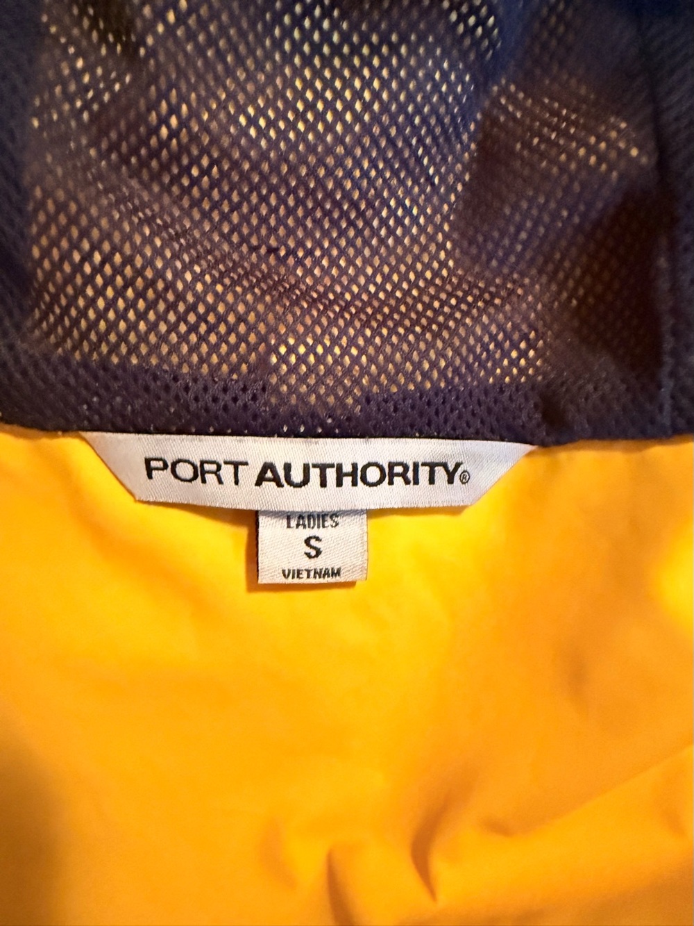 Port Authority Women’s Small Yellow Hooded Rain Jacket Waterproof Mesh Lined - Picture 7 of 9